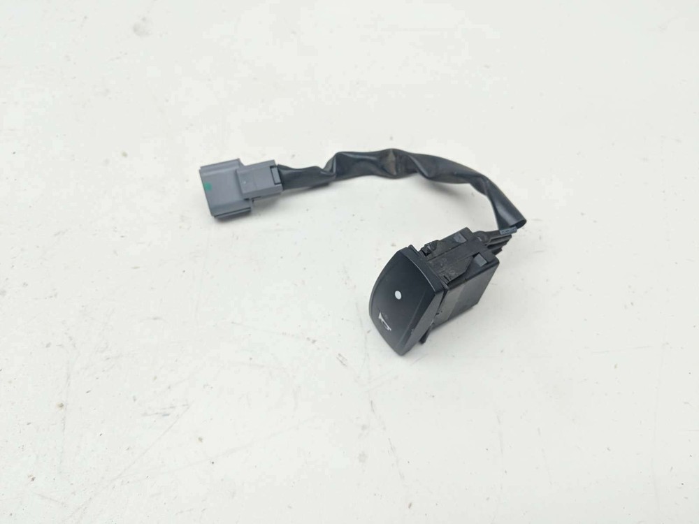 20 CF Moto UForce 1000 Horn Control Button Switch