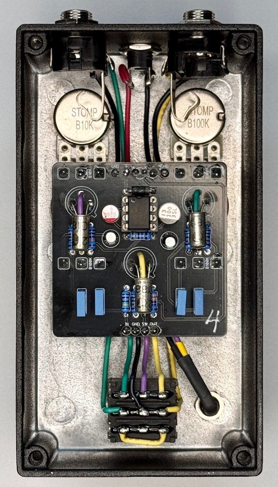 Fuzz Around Buzz (Burns Baldwin Buzz Around Fuzz clone) Guitar Pedal - Black