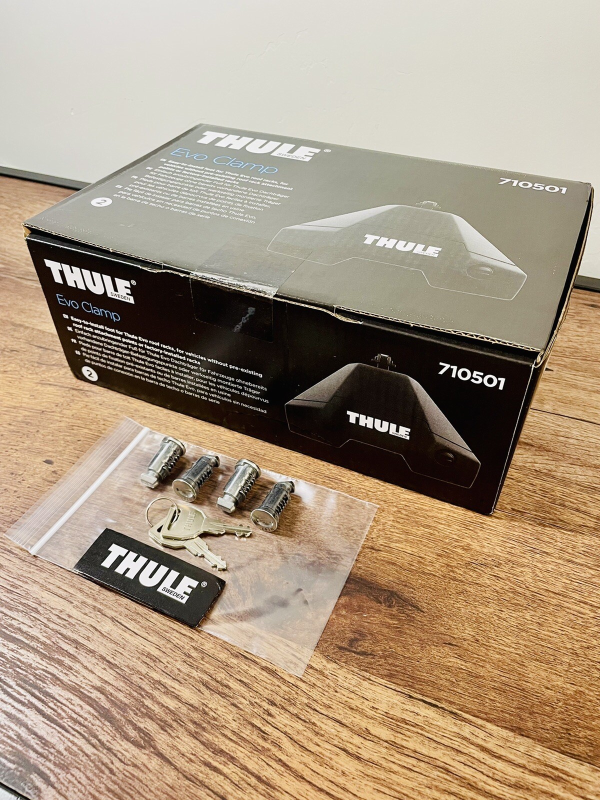Thule Evo Clamp Foot Pack 710501 + Thule Metal Locks 4-Pack (Free $74.95 Value)