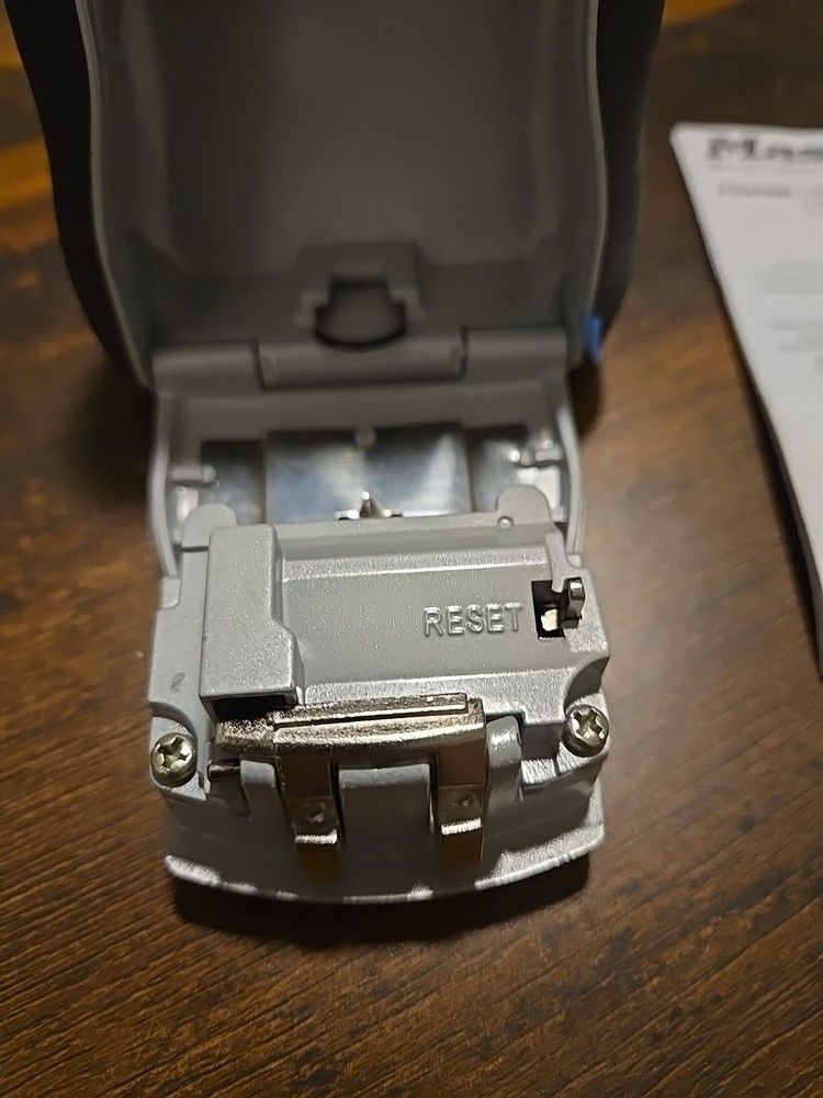 MASTER LOCK 5400D Lock Box, Padlock, 5 Keys