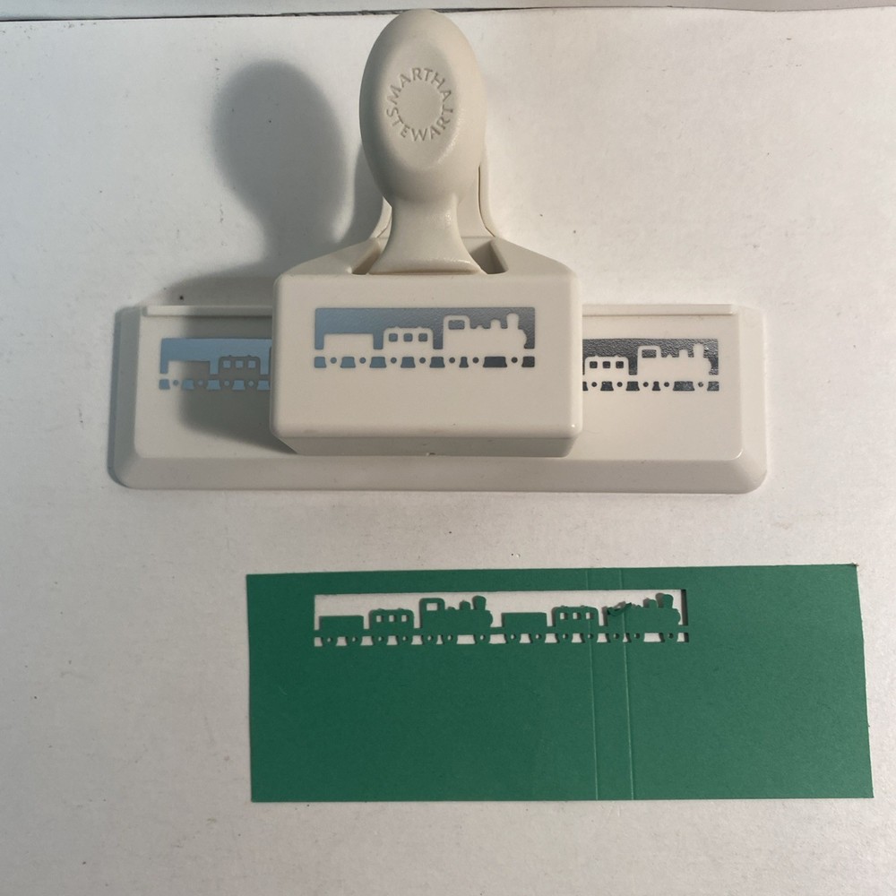 Martha Stewart Crafting Border Punch, Train Edge