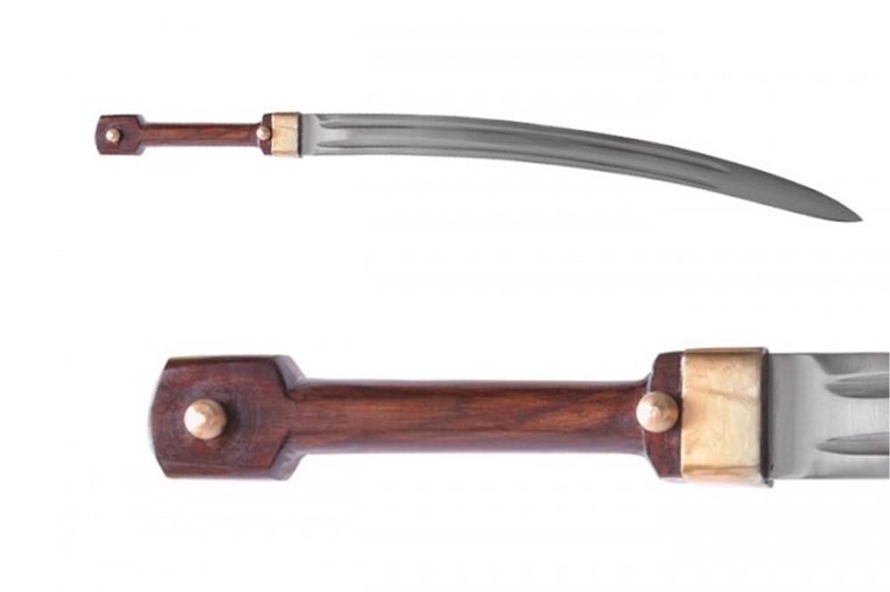 Russian Kinzhal with sheath