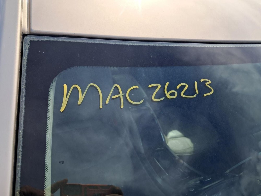 Fuse Box Engine Fits 11 LACROSSE 5000647