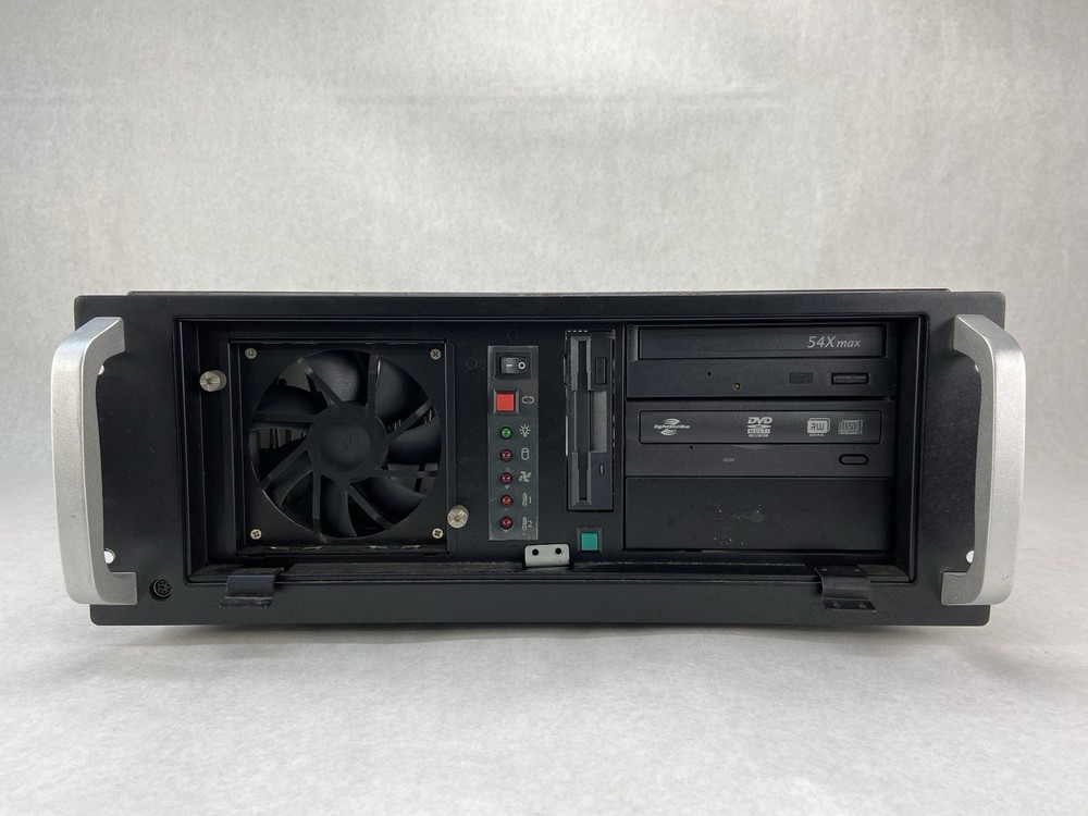 U-Rack U4004N1 4U Rack Mount Server Chassis bare Bones No PSU