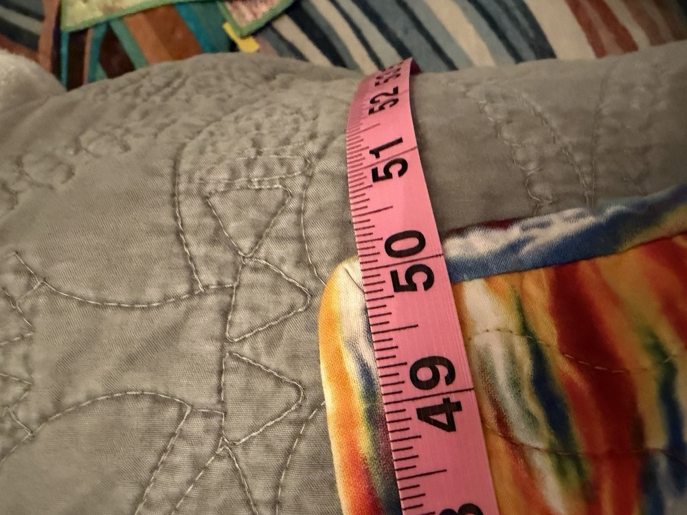 Unique And Beautiful Handmade Colorful Quilt 50x40 Drunkard Path Pattern