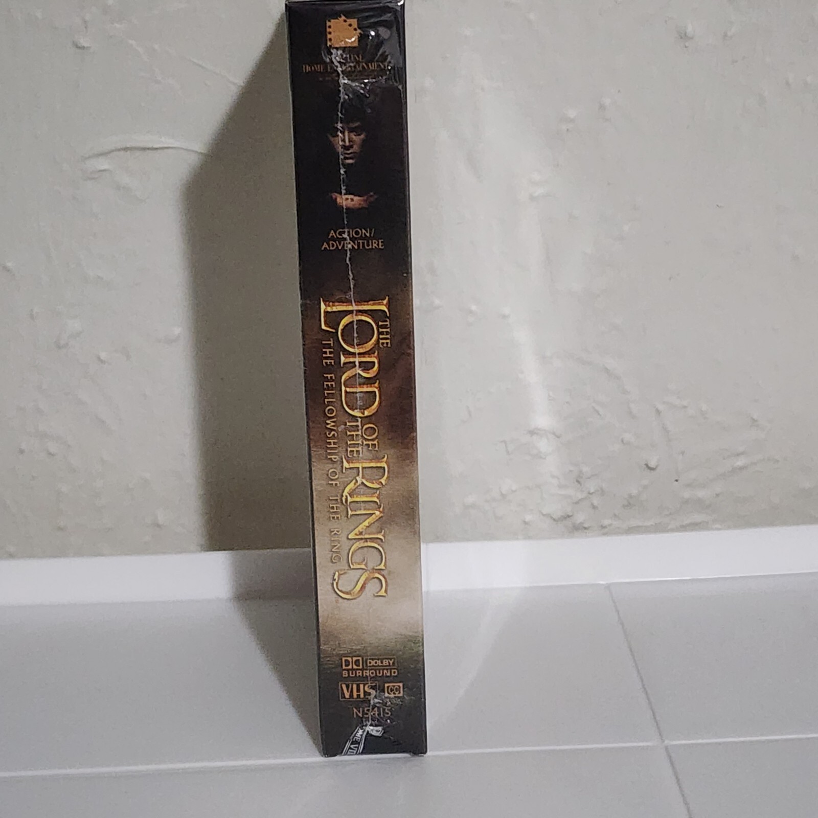 The Lord of the Rings Fellowship of the Ring 2002 VHS Sealed - Never Circulated