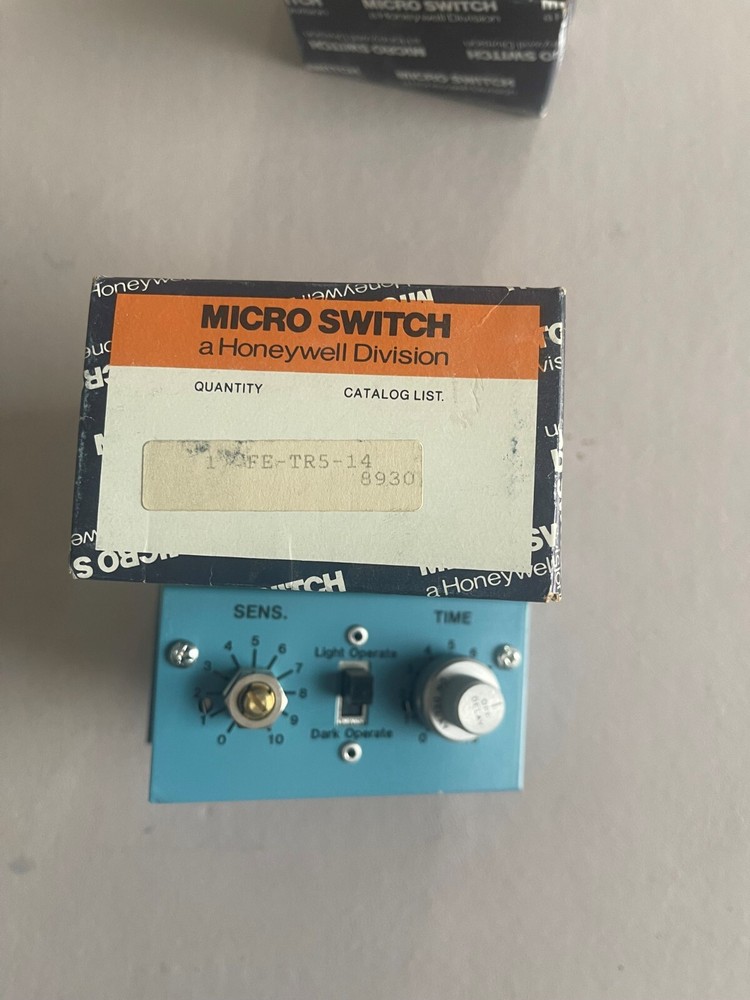 Honeywell Micro Switch FE-TR5-14 Photoelectric Sensor Control TR Logic Module