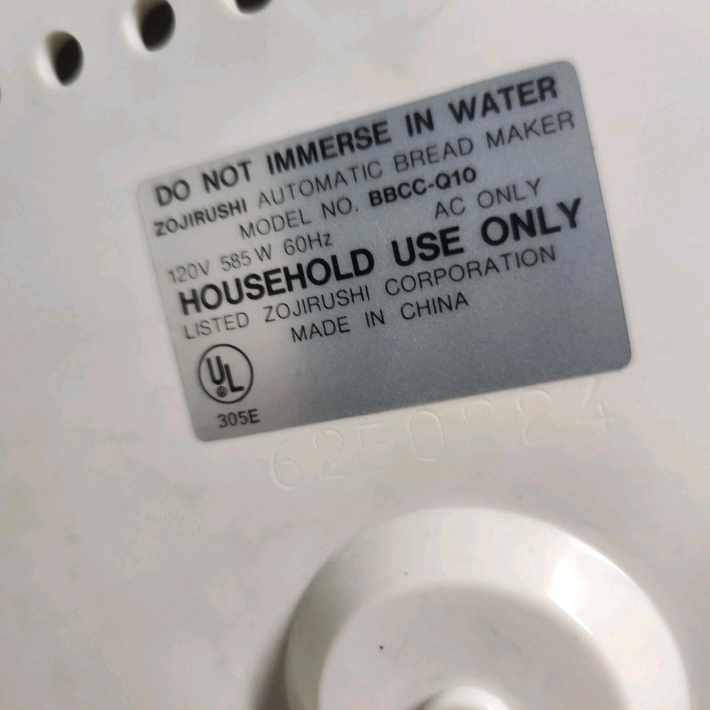 Zojirushi BBCC-Q10 Home Bakery Junior Automatic Bread Machine