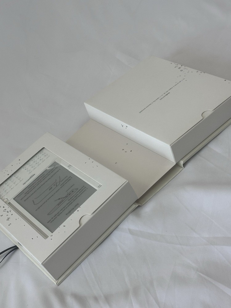 Amazon Kindle 1st Generation (2007) Sealed, Unopened