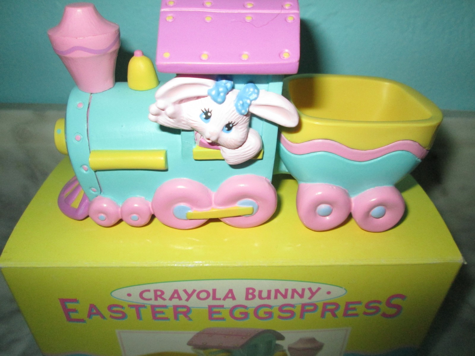 Easter Eggsprees Crayola Bunny  by Hallmark NIB 1993