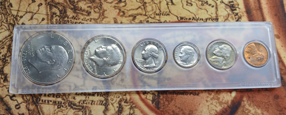 1976 Birth Year Set Includes Eisenhower Dollar, Half & Quarter  TP-10925