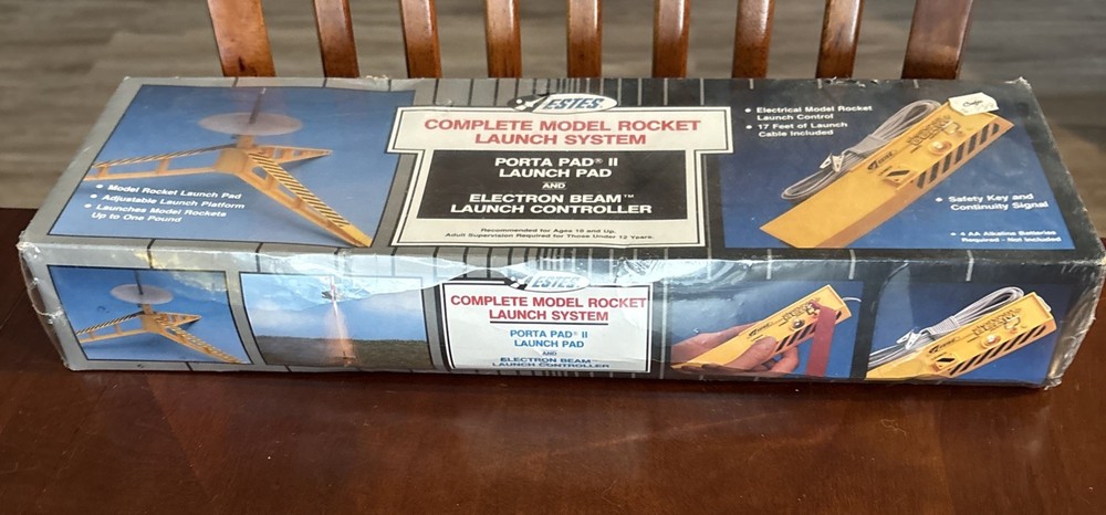 Vintage Estes complete model rocket launch system Sealed New USA pad Controller
