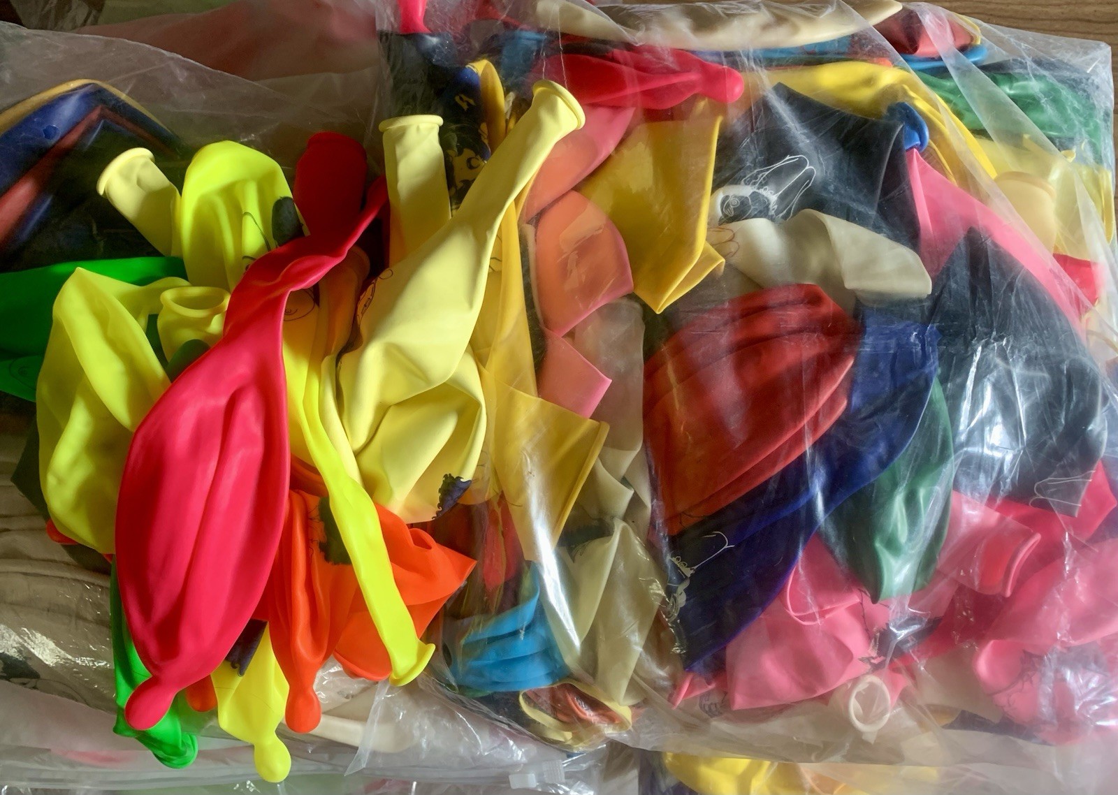 1x 16 Inch OC Foxy Kneeling Printed Balloon Cattex / Unique /Q16 Clear & Pink