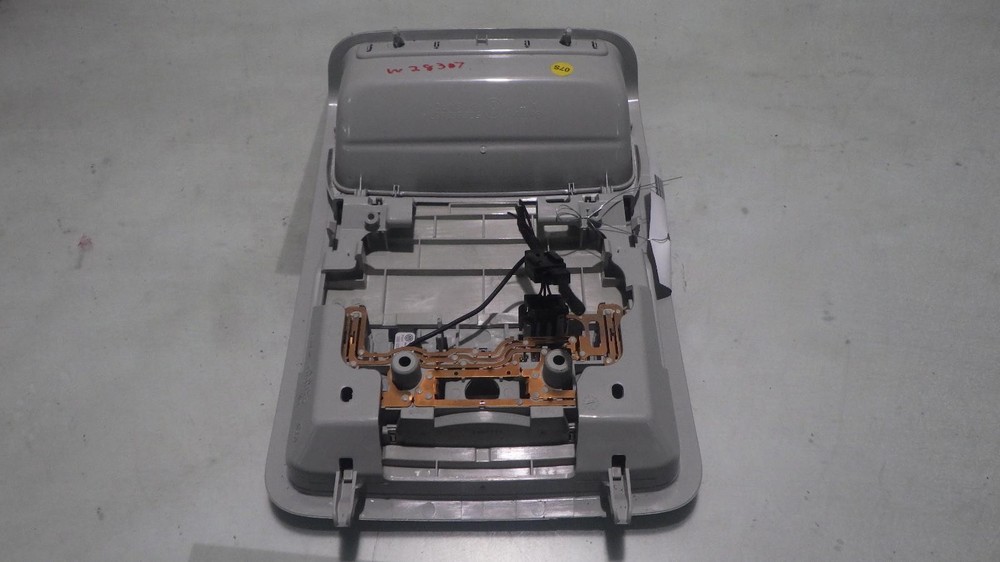 12 VOLKSWAGEN JETTA Front Console roof