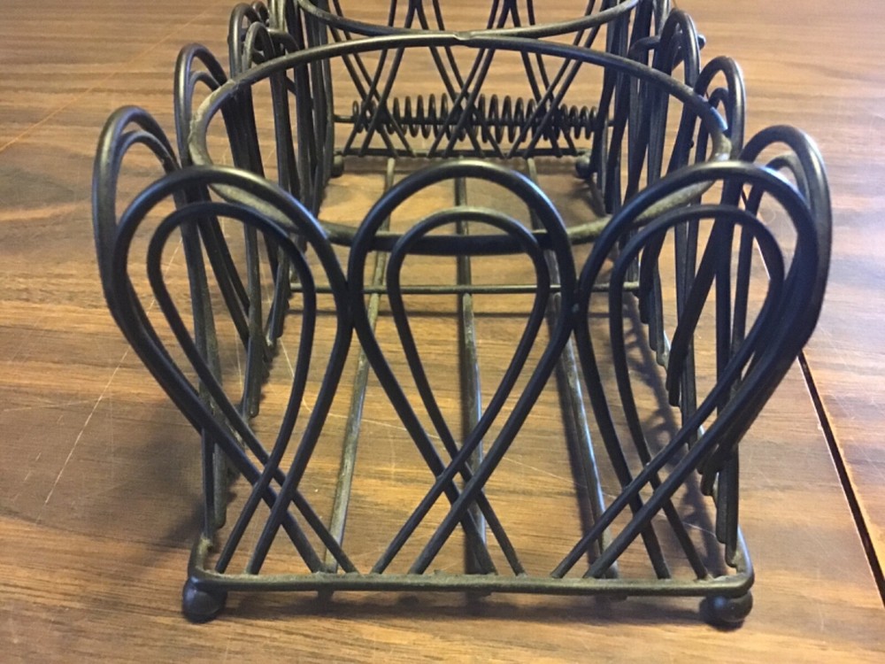 Vintage Small Metal Wire Rectangular Basket W/ Handle Bottles Small Pots