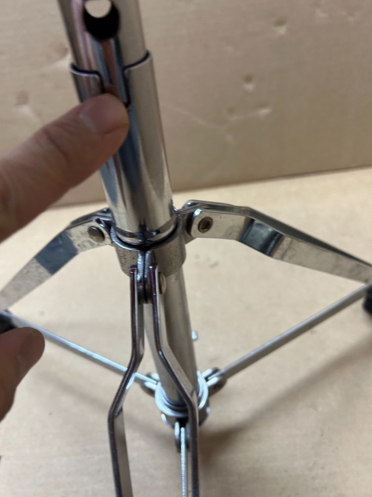 Drum Throne (stuck in position) 22" height