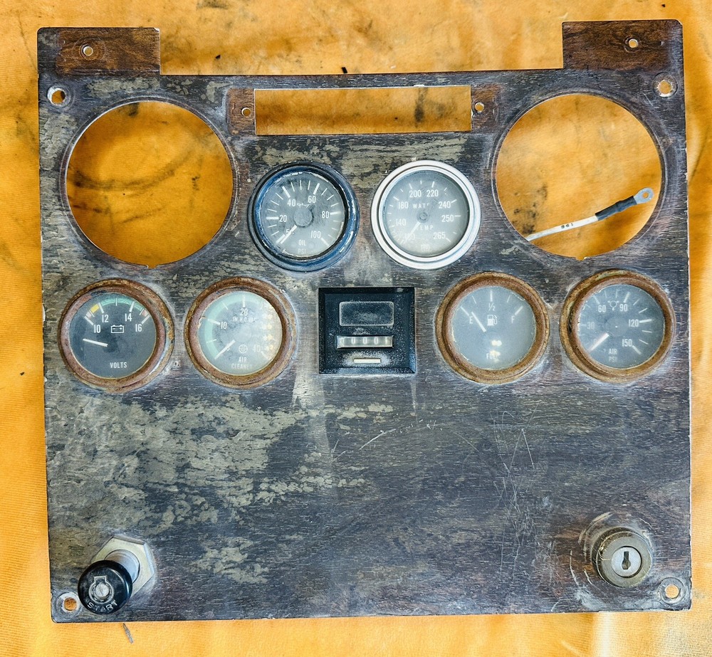 Peterbilt Speedometer Cluster