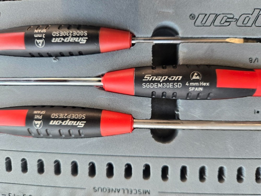 Snap on Tools 25 Pcs Electronic Interchangeable Mini Screwdriver Bit Set NEW !!!