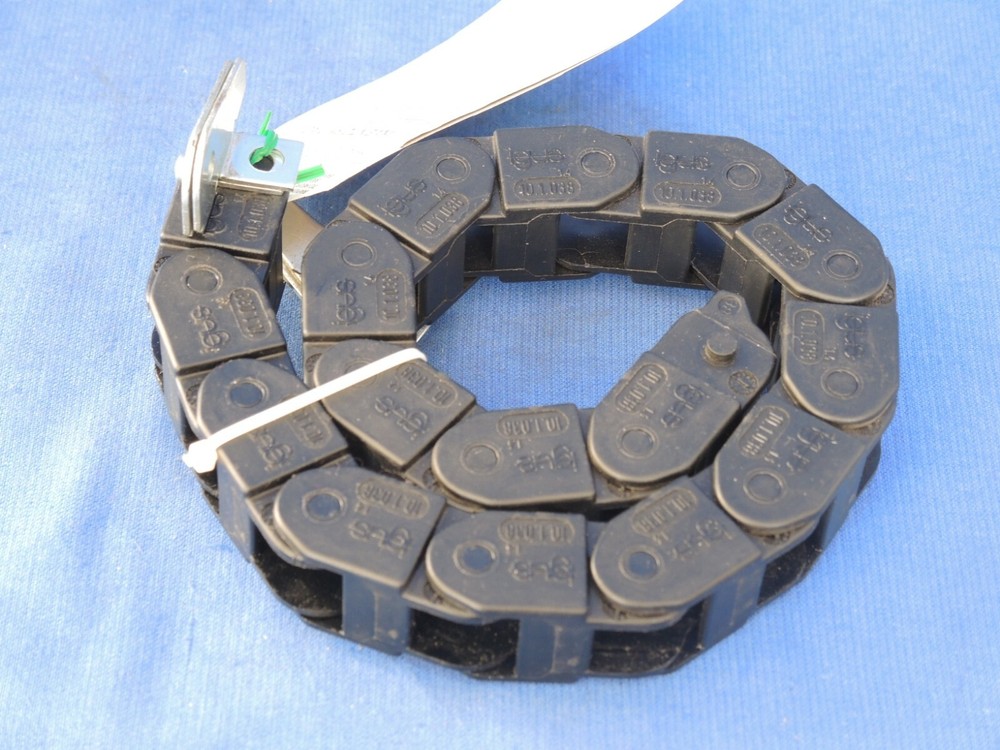 Igus 10.1.038 Cable Track Chain, 20"