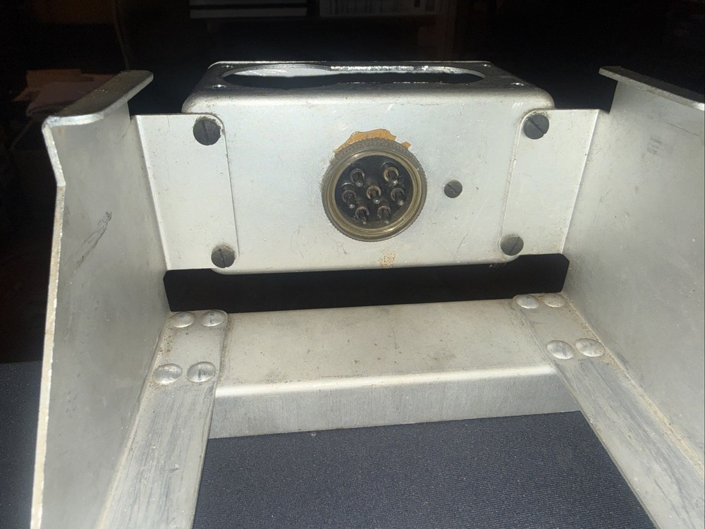 ARC-5 Command Set Transmitter Mount WWII Aircraft Bomber FT 234 A Rack