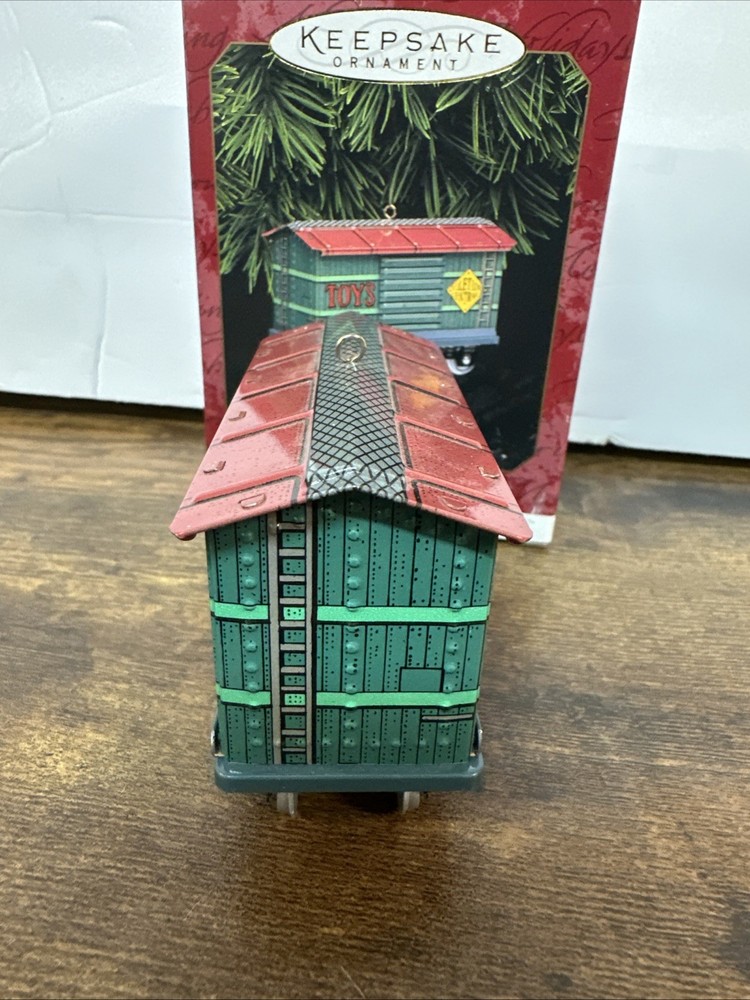 Hallmark Keepsake Ornament Yuletide Central 1997