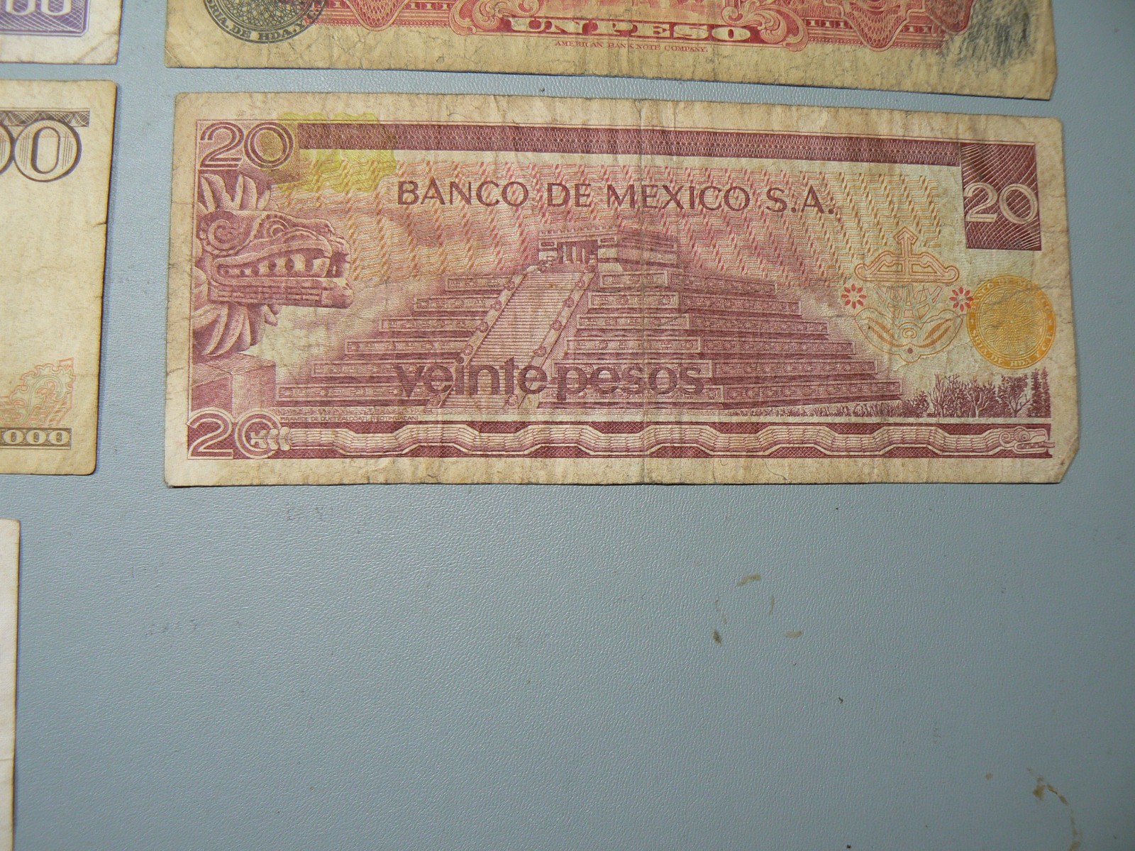 Lot of 10 Mexico Mexican Banknotes Pesos