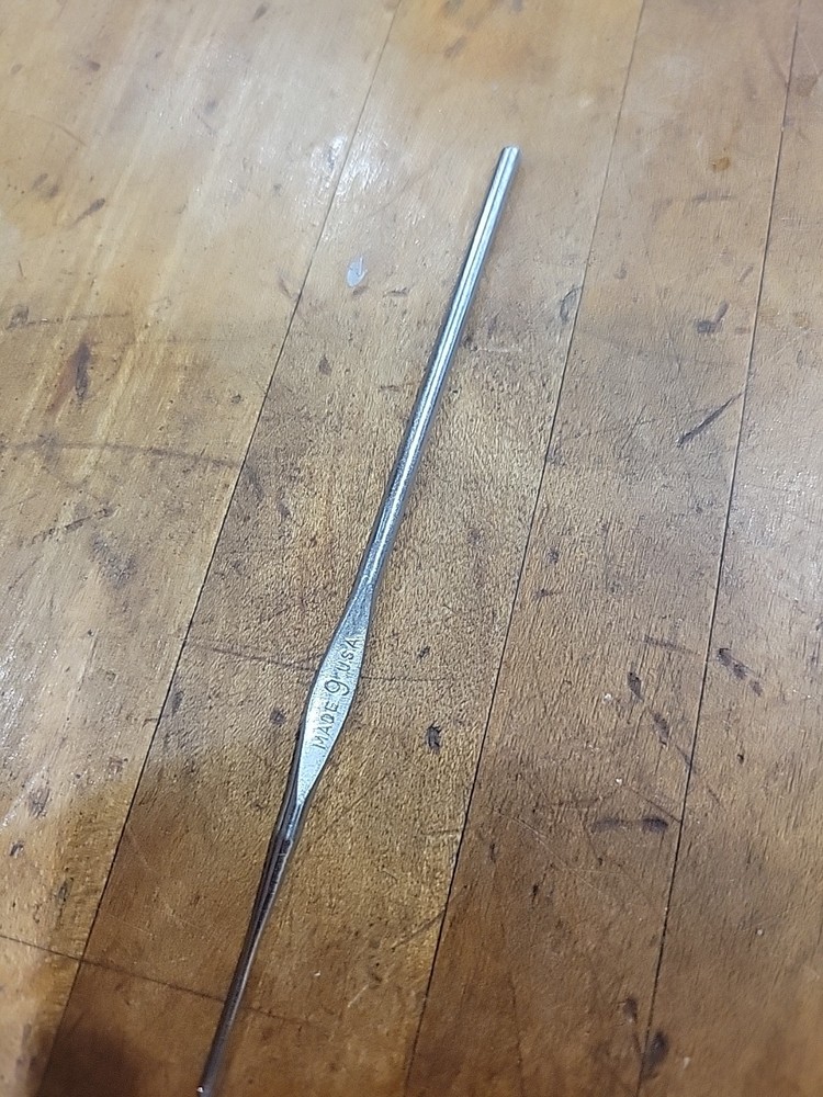 Unbranded Crochet Hook Size 9 USA