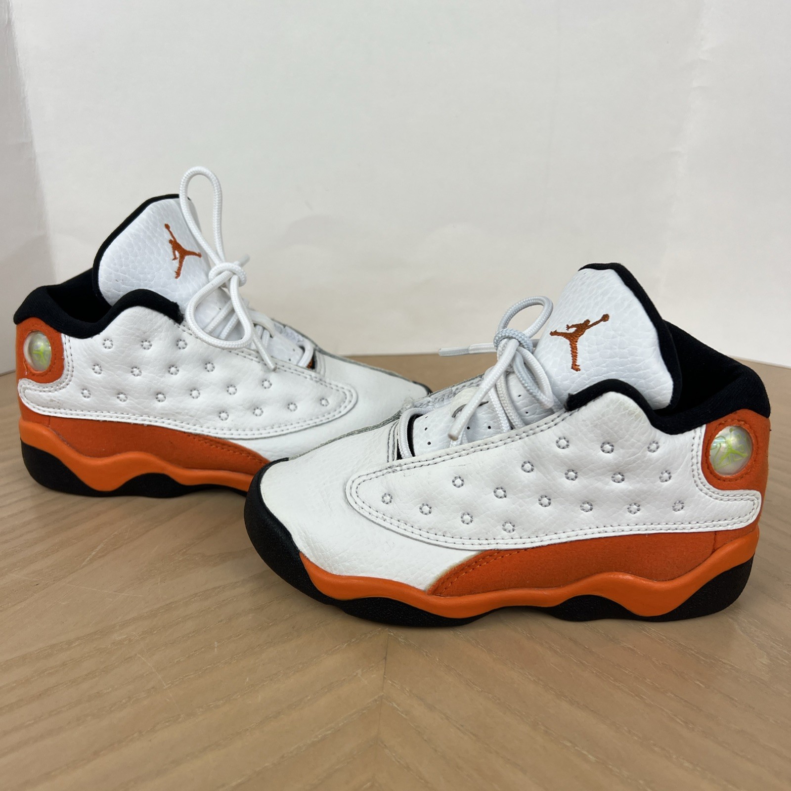 AIR JORDAN 13  RETRO WHITE Orange STARFISH SIZE 9C