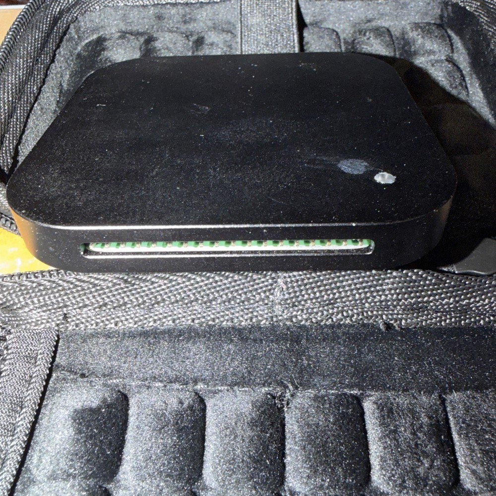 Saleae Logic 16 High Speed Data Aquisition Digital Logic / Protocol Analyzer