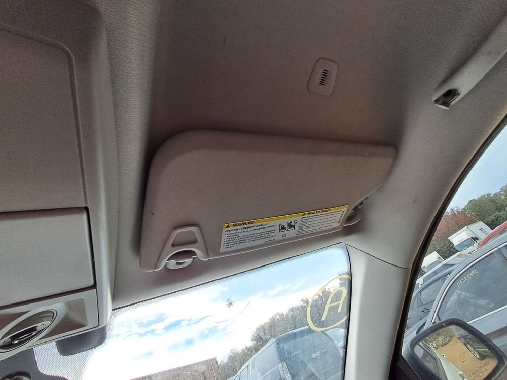 JOURNEY 2018 Glove Box 4839994
