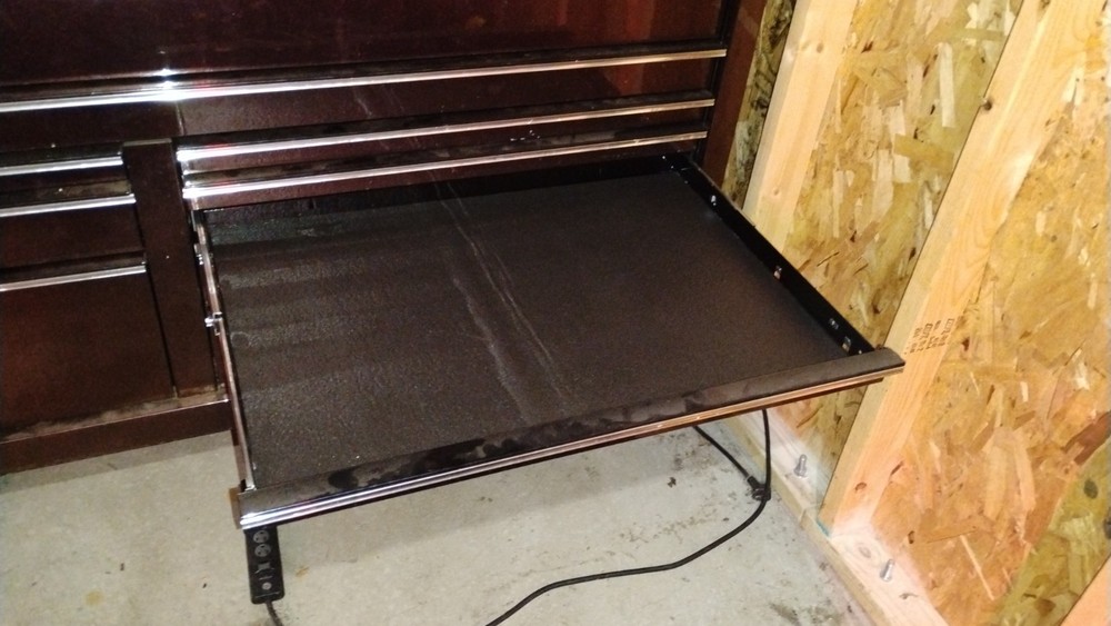 Snap-on Tool Box Model# KRA2422WEH (Configuration : Standard,Paint Code 9895)