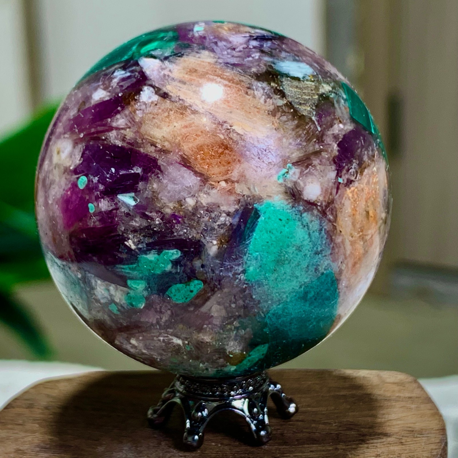 40G Newly discovered rare malachite purple mica symbiotic sphere restoration