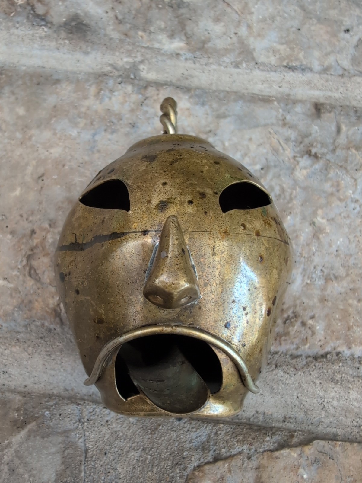 1960s Artes De Mexico Metalwork luchador Smoker Ashtray Incense Burner, 4.5”