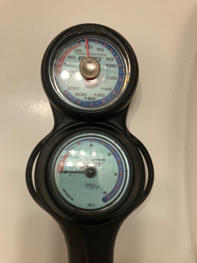 MARES Mission 3D Compact Console Scuba Diving