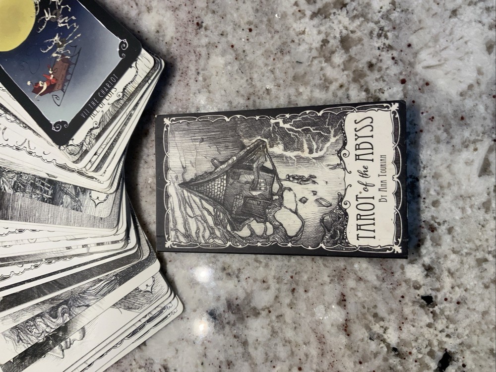 Liminal Space Tarot Deck