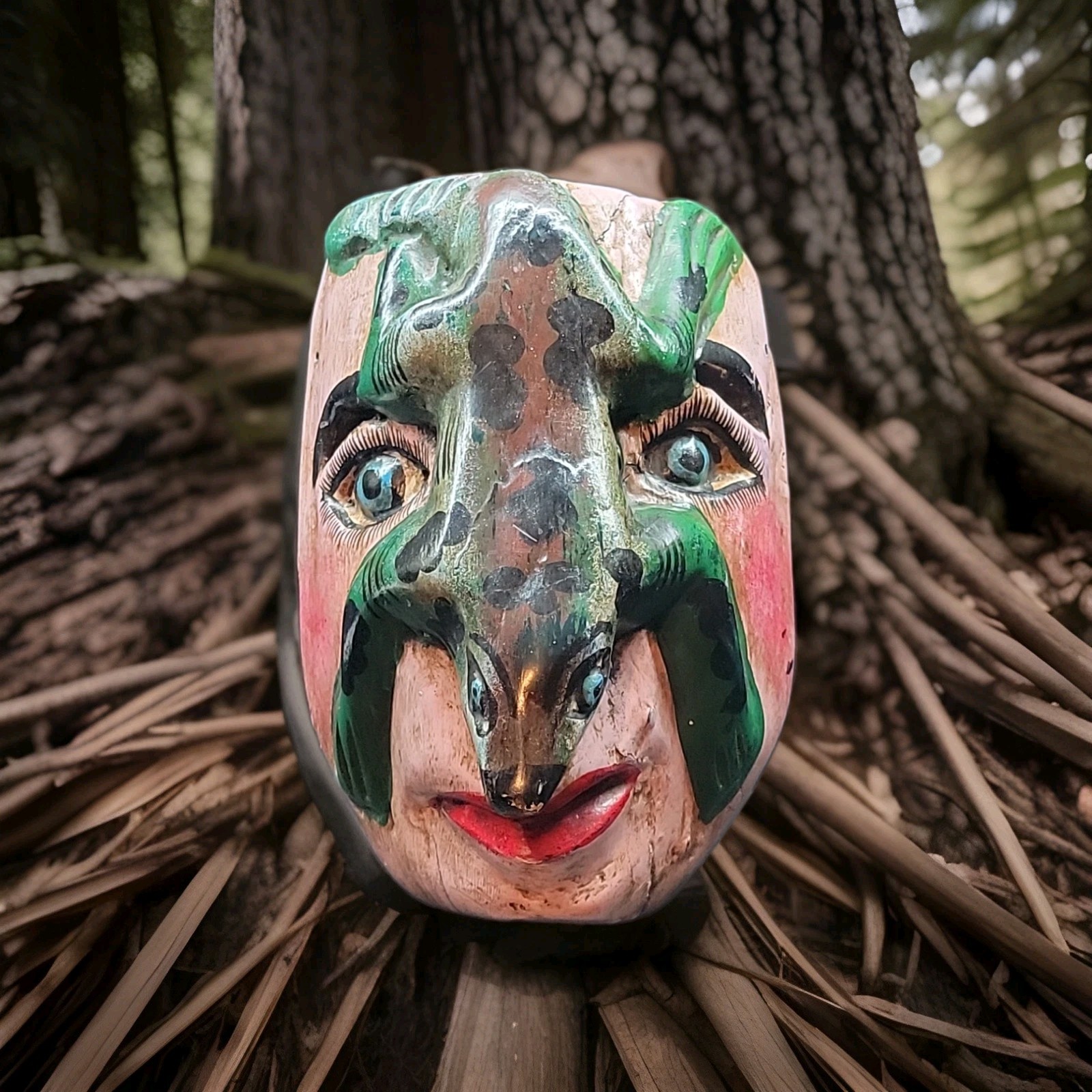 VTG Mexican Carved Wood Folk Art Dance Mask Painted Lizard Face with Blue Eyes