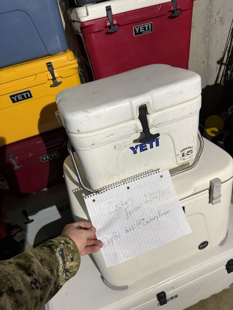 Yeti Cyclops 15 qt lunch mate