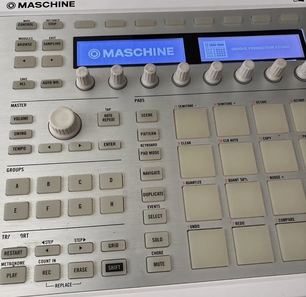 Native Instruments Maschine MK2 White MIDI Controller – Tested – Excellent Condi