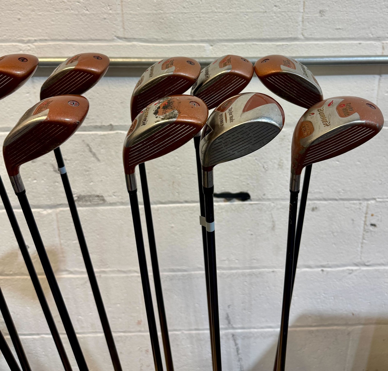 Wholesale Lot of 25 Golf Clubs - TaylorMade Drivers