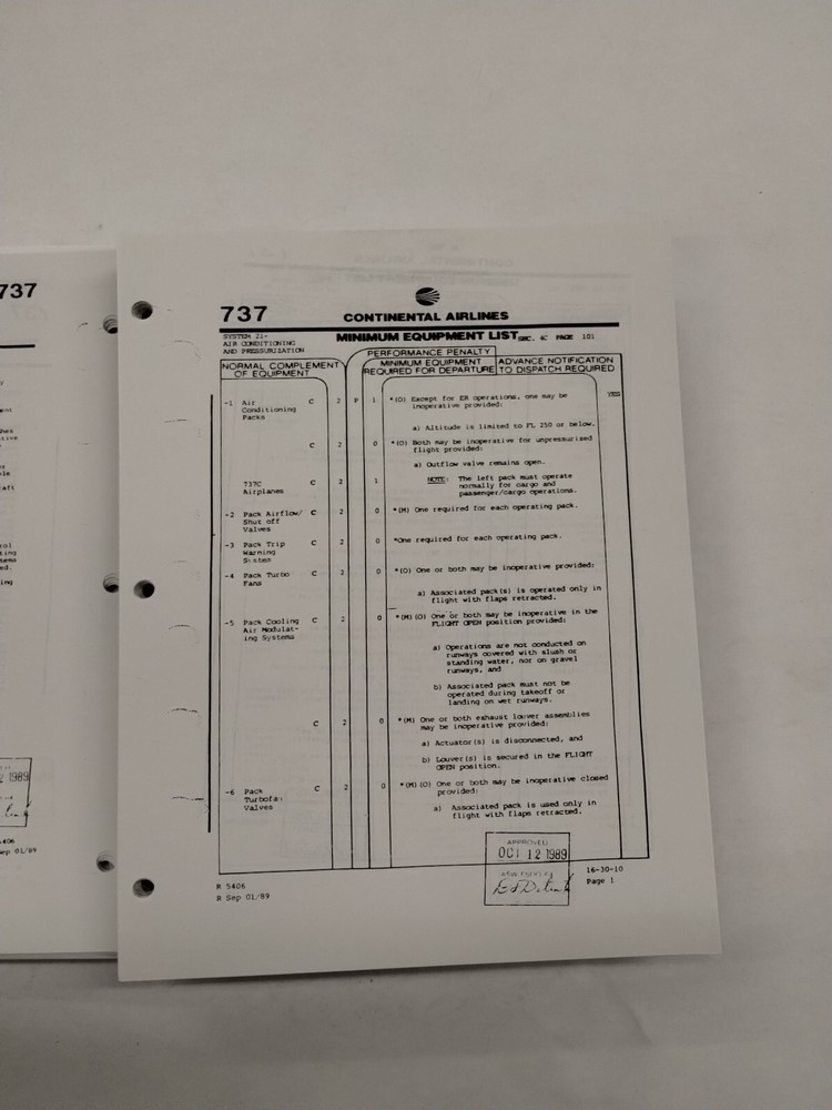 Continental 737-300 Flight Manual 1990-Copy