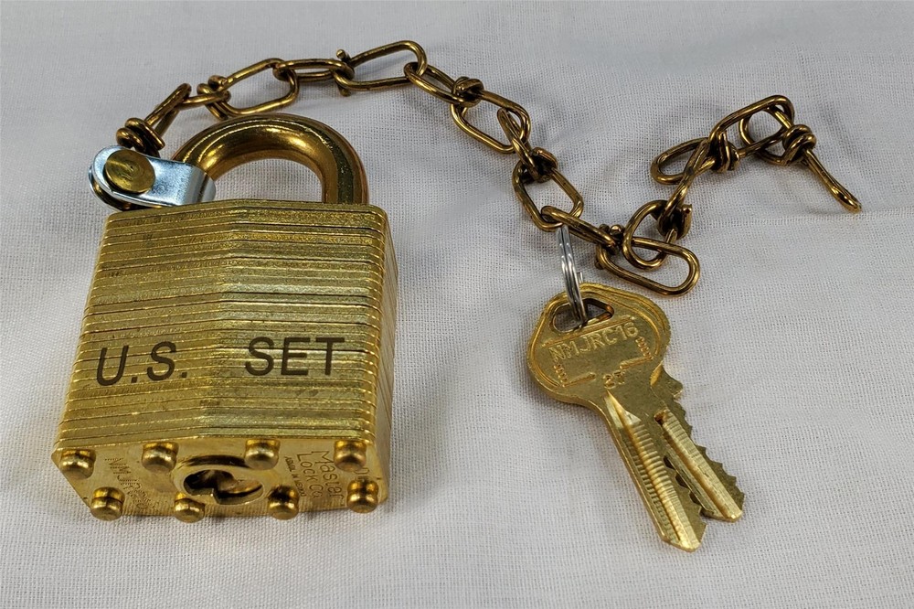 Master Lock Bump Stop Commercial Padlock Set Shackled Master Keyed 80 Locks