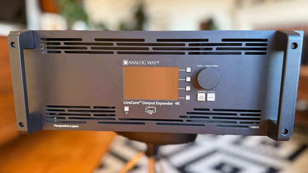 ANALOG WAY LOE032 LiveCore Output Expander 4k