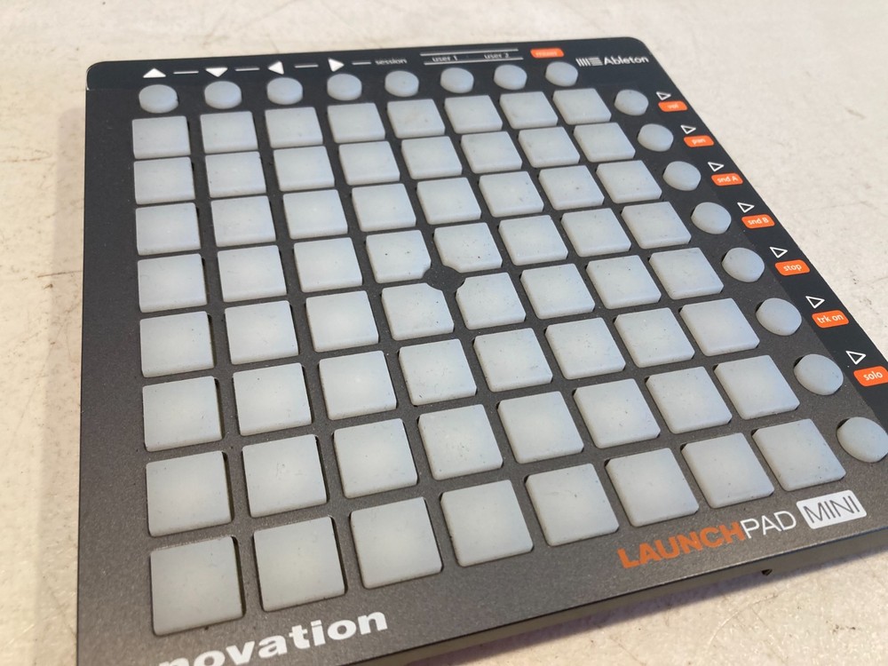 Novation Launchpad Mini FL Studio Ableton Controller Interface