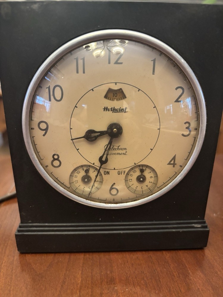 General Electric Art Deco Hotpoint Clock & Oven Timer
