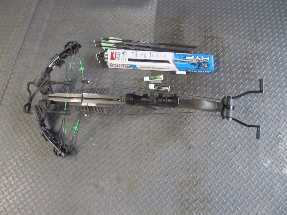 KILLER INSTINCT LETHAL 405 CROSSBOW WITH SCOPE  CRANK (TWO HANDLES ) BEARLY USED