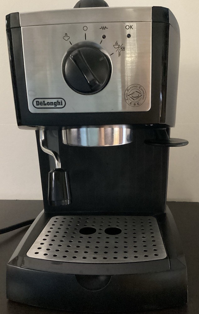 De'Longhi Easy Serving Espresso Machine~CoffeeMaker EC-155~WorksGreat~READ BELOW