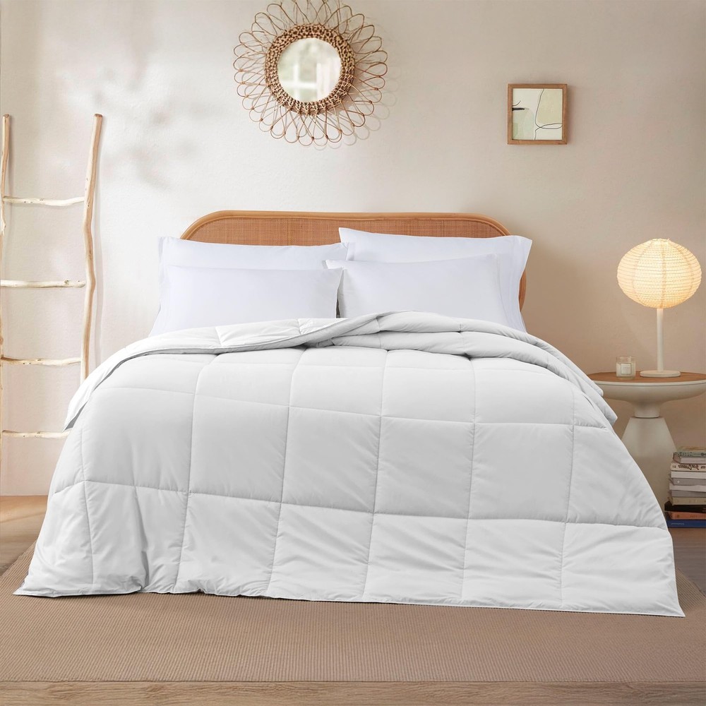 Modern Threads Down Alternative Reversible Comforter White/White Queen