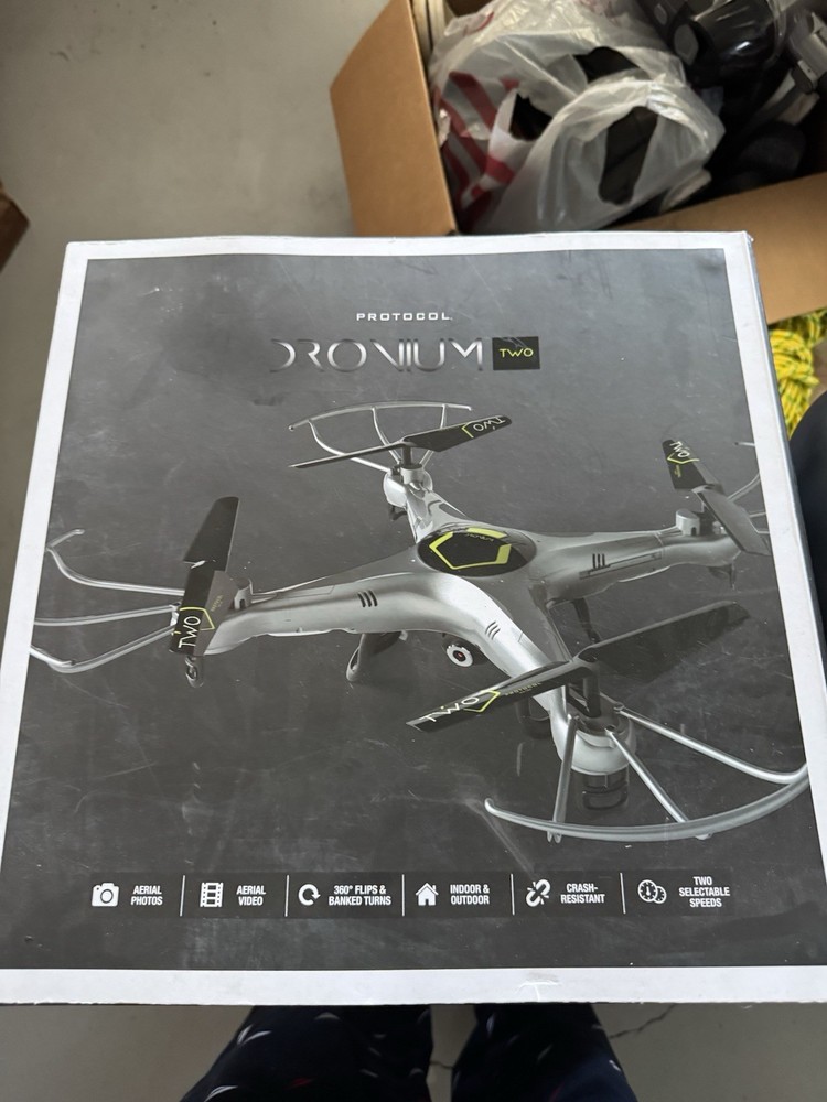 Protocol Dronium Remote-Controlled Quad-Copter silver