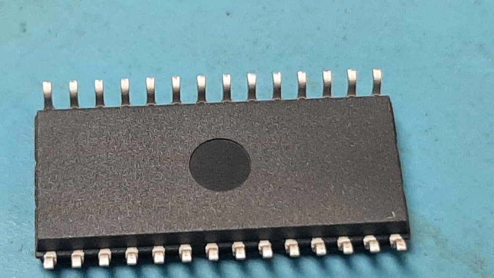 [3pcs] PCF84C81AT 8Bit UPC to Telecom SMD