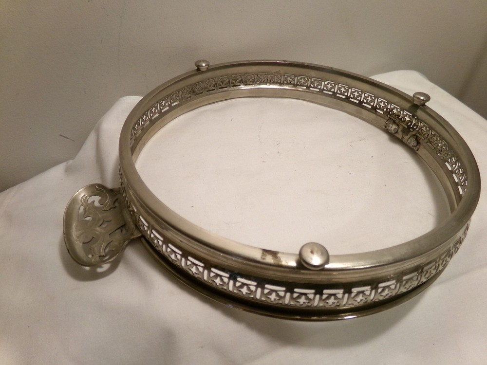 Vintage Silver Plated Casserole Craddle 9 dia."